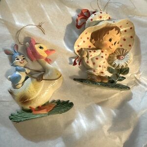 2 VINTAGE CHILDRENS ORNAMENTS